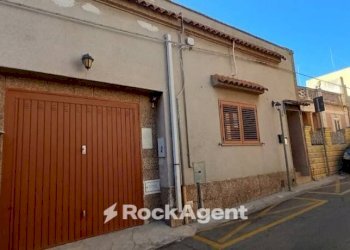 Villa via Belvedere, 13, Sannicola - foto 1