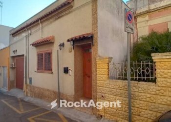 Villa via Belvedere, 13, Sannicola - foto 2