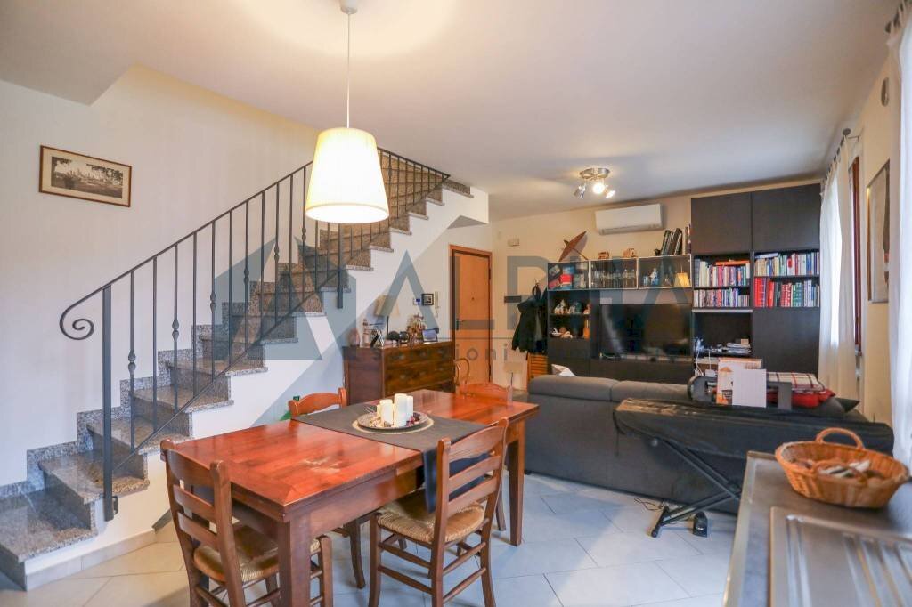 Salone - Three-room apartment via del Lavoro, Gatteo - photo 2