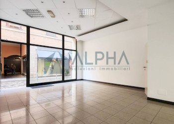 Interno non residenziale - Negozio vicolo Levizzani, 22, Rimini - foto 5