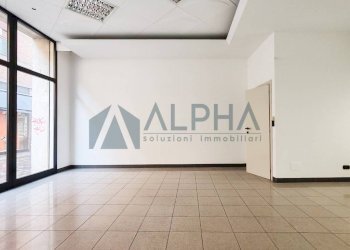 Interno non residenziale - Negozio vicolo Levizzani, 22, Rimini - foto 6