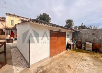 Box auto - Independent house via Rivaletto, Ravenna (neighborhood Sant'Alberto) - photo 11