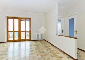 Four-room apartment Via Pinto, Pecetto Torinese - photo 4