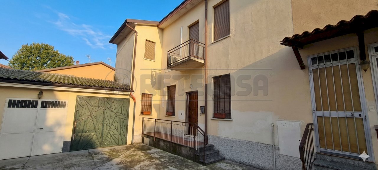 Gemini_Generated_Image_k0k40zk0k40zk0k4.png - Appartamento Via Naviglio, Cremona - foto 2