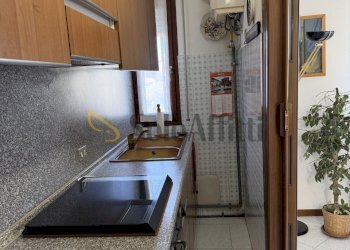 IMG_5594.JPG - Trilocale Via dei Tigli 14, Solaro - foto 11