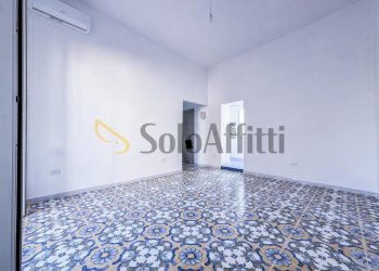 Soggiorno - Bilocale Via Giovanni Pascoli 42, Napoli (zona Posillipo) - foto 4