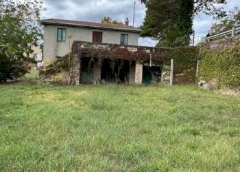 08DILEOIMMOBILIAREVENDECASADICAMPAGNACONTERRENOAGR - Casale Carassai - foto 9