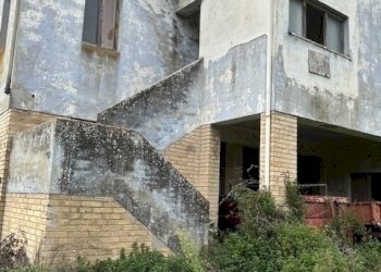01DILEOIMMOBILIAREVENDECASOLAREDARISTRUTTURARERIPA - Casale Ripatransone - foto 2