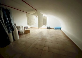 IMG_1483.jpg - Locale Commerciale Via Giardino 52, Adelfia - foto 4