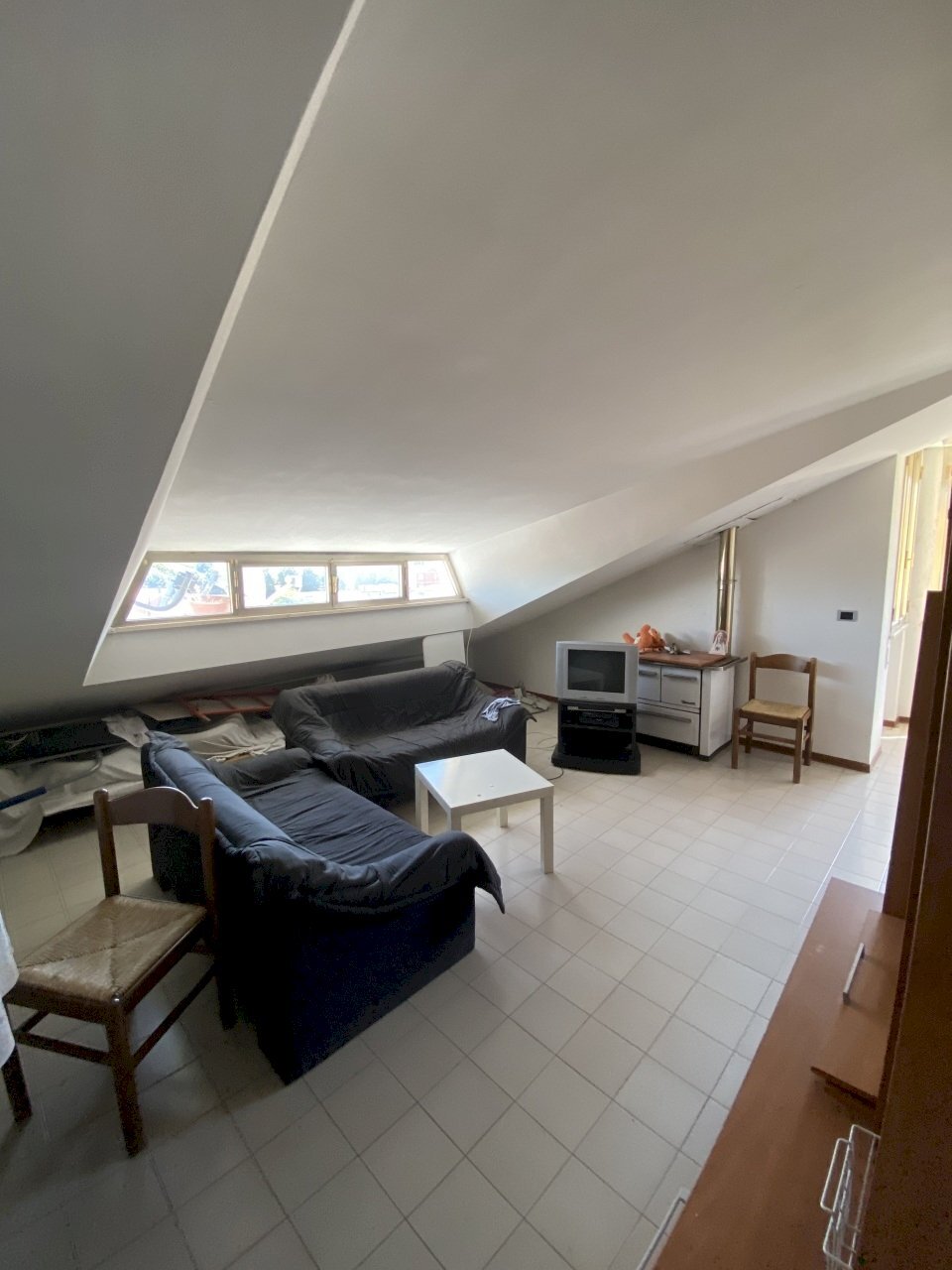 IMG_6026.jpg - Mansarda via XXIV Maggio  140, Novafeltria - foto 1