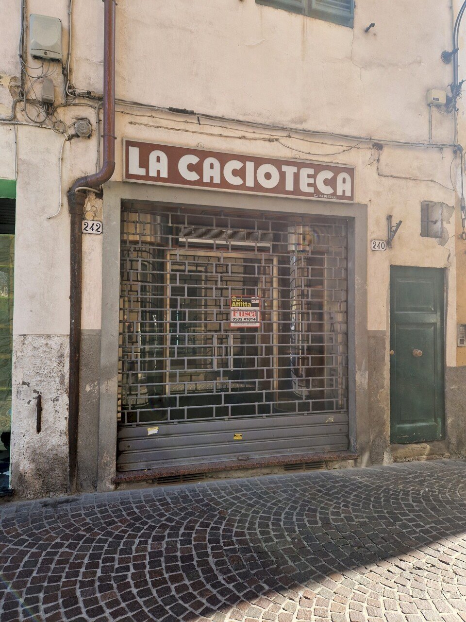 20260225_131757.jpg - Locale Commerciale Via Fillungo 233, Lucca - foto 1