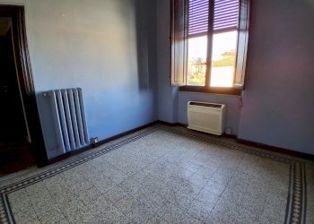 1000042132.jpg - Ufficio Via C. Angeloni, Lucca - foto 3