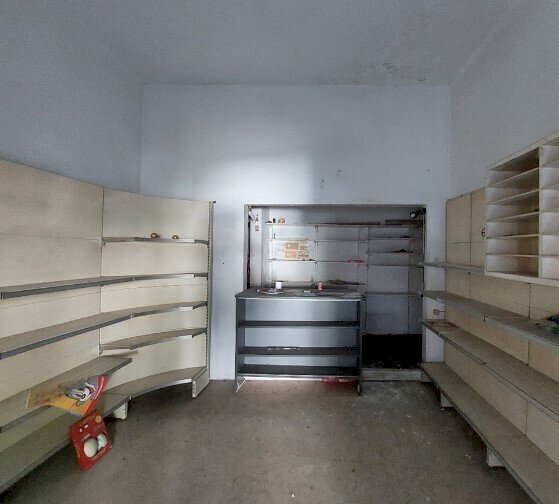 4.jpg - Commercial Premises at auction Via Asiago 1 R, Genova (neighborhood San Fruttuoso) - photo 3
