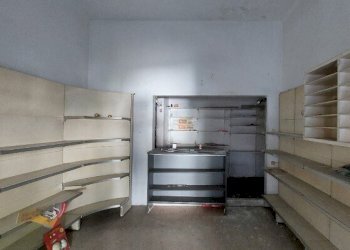 4.jpg - Locale Commerciale all'asta Via Asiago 1 R, Genova (zona San Fruttuoso) - foto 3