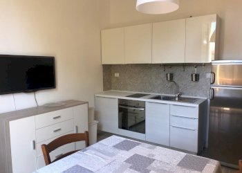 PHOTO-2023-06-07-12-36-21 5.jpg - Trilocale Reggio nell'Emilia - foto 1