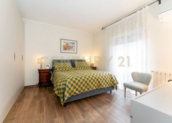 WhatsApp Image 2026-02-26 at 12.03.14 (2).jpeg - Trilocale Via Tremestieri 16, Mascalucia - foto 1