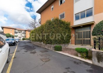 WhatsApp Image 2026-02-26 at 12.03.18 (2).jpeg - Trilocale Via Tremestieri 16, Mascalucia - foto 13