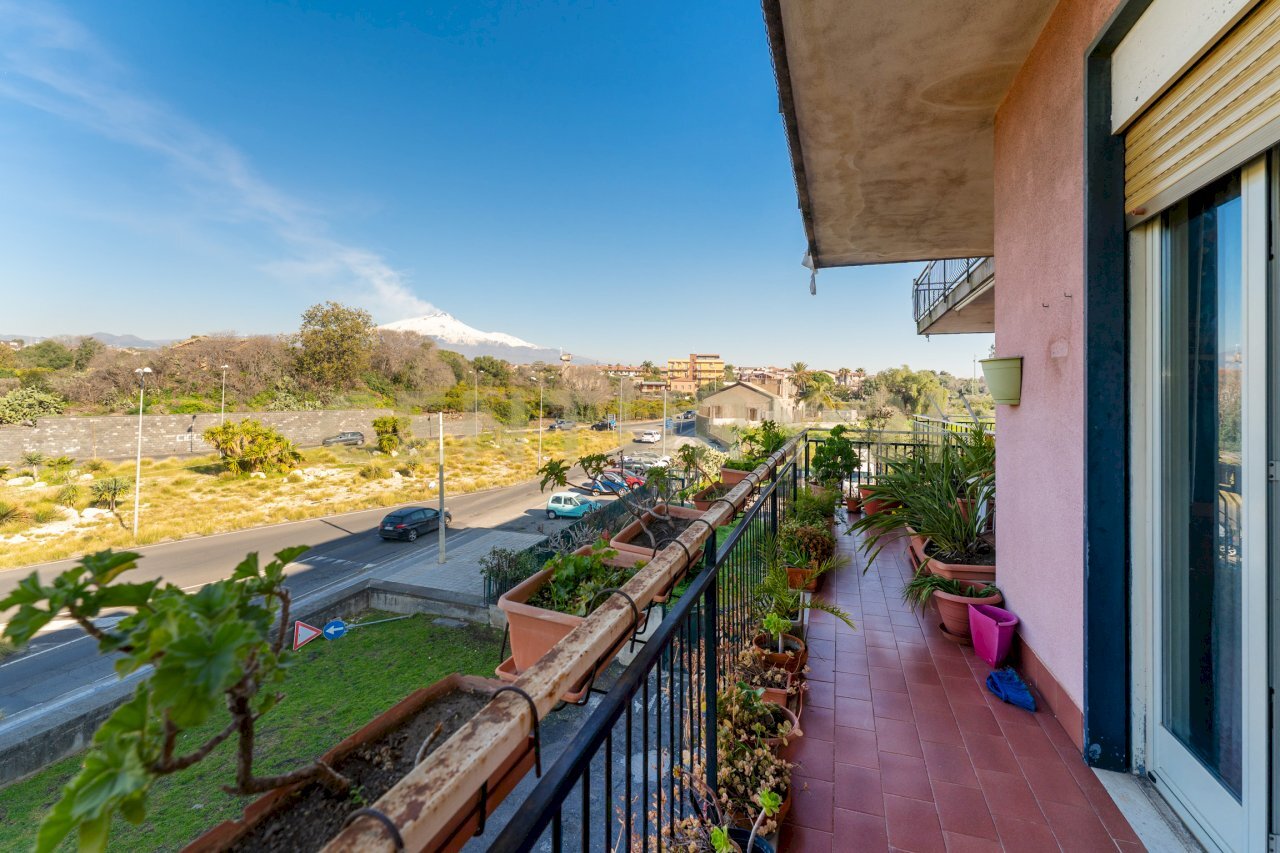 Via Duca degli Abruzzi 163 (33).jpg - Appartamento Via Duca degli Abruzzi 163, San Giovanni la Punta - foto 3