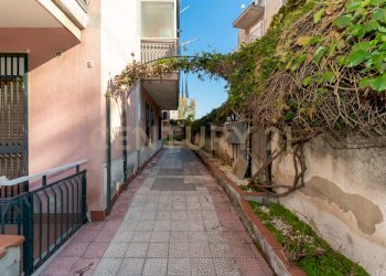 Via Duca degli Abruzzi 163 (3).jpg - Apartment Via Duca degli Abruzzi 163, San Giovanni la Punta - photo 4