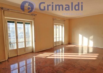 203.jpg - Appartamento Via Michelangelo Schipa, Napoli (zona Chiaia) - foto 5