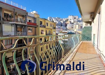 234.jpg - Appartamento Via Michelangelo Schipa, Napoli (zona Chiaia) - foto 10