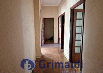 244.jpg - Appartamento Via Michelangelo Schipa, Napoli (zona Chiaia) - foto 13