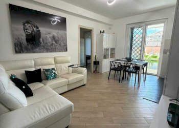 WhatsApp Image 2026-02-20 at 11.57.43 (1).jpeg - Trilocale Via Luigi Einaudi 11, Marino - foto 8