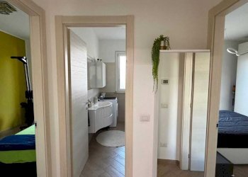 WhatsApp Image 2026-02-20 at 11.57.44 (1).jpeg - Trilocale Via Luigi Einaudi 11, Marino - foto 9