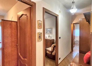 INGRESSO DISIMPEGNO - Monolocale Via Valleverde 9, Recco - foto 30