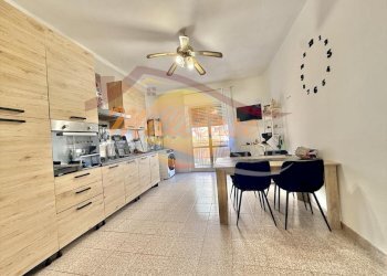 2e2e7172-680d-4ae3-a89b-c5e5b3598b0a.jpeg - Trilocale Via Italia, Siracusa - foto 1