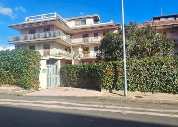 1.jpeg - Trilocale Via Dafni 5, Aci Catena - foto 1