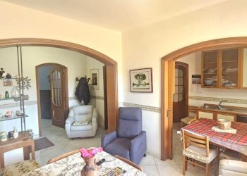 6.jpeg - Trilocale Via Dafni 5, Aci Catena - foto 7