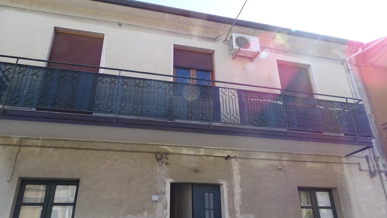 1.JPG - Porzione di casa Via Roma 75, Camporotondo Etneo - foto 1