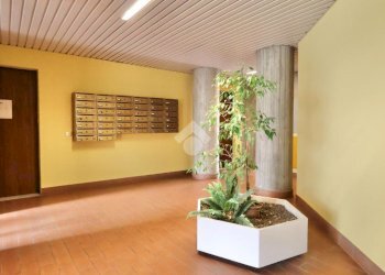 Trilocale Via Enrico Zambonini, Reggio nell'Emilia - foto 2