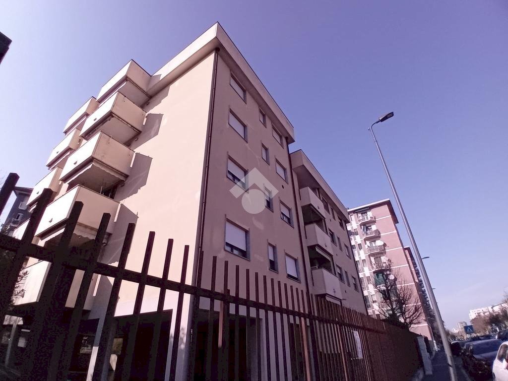 Two-room apartment Via Luigi Ornato, Milano (neighborhood Niguarda) - photo 2