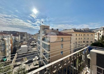 Appartamento Via de Mari, Savona (zona Villetta) - foto 2