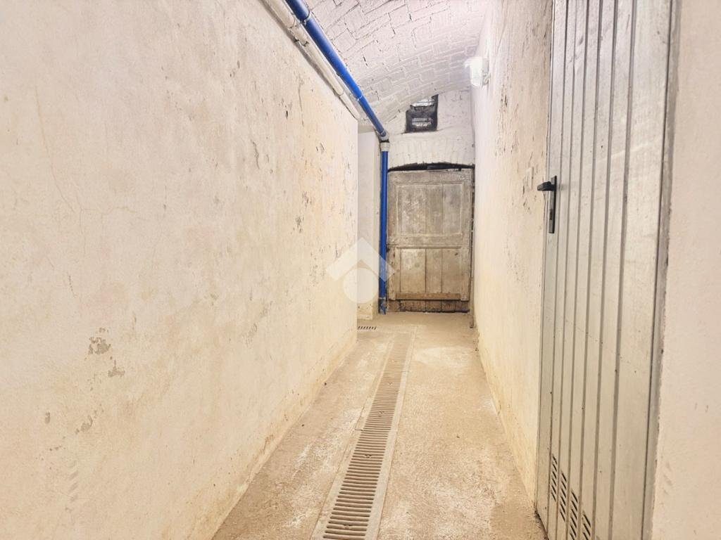 Warehouse cantina via giovanni tomaso invrea, Genova (neighborhood Foce) - photo 2