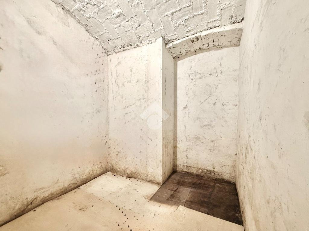 Warehouse cantina via giovanni tomaso invrea, Genova (neighborhood Foce) - photo 3