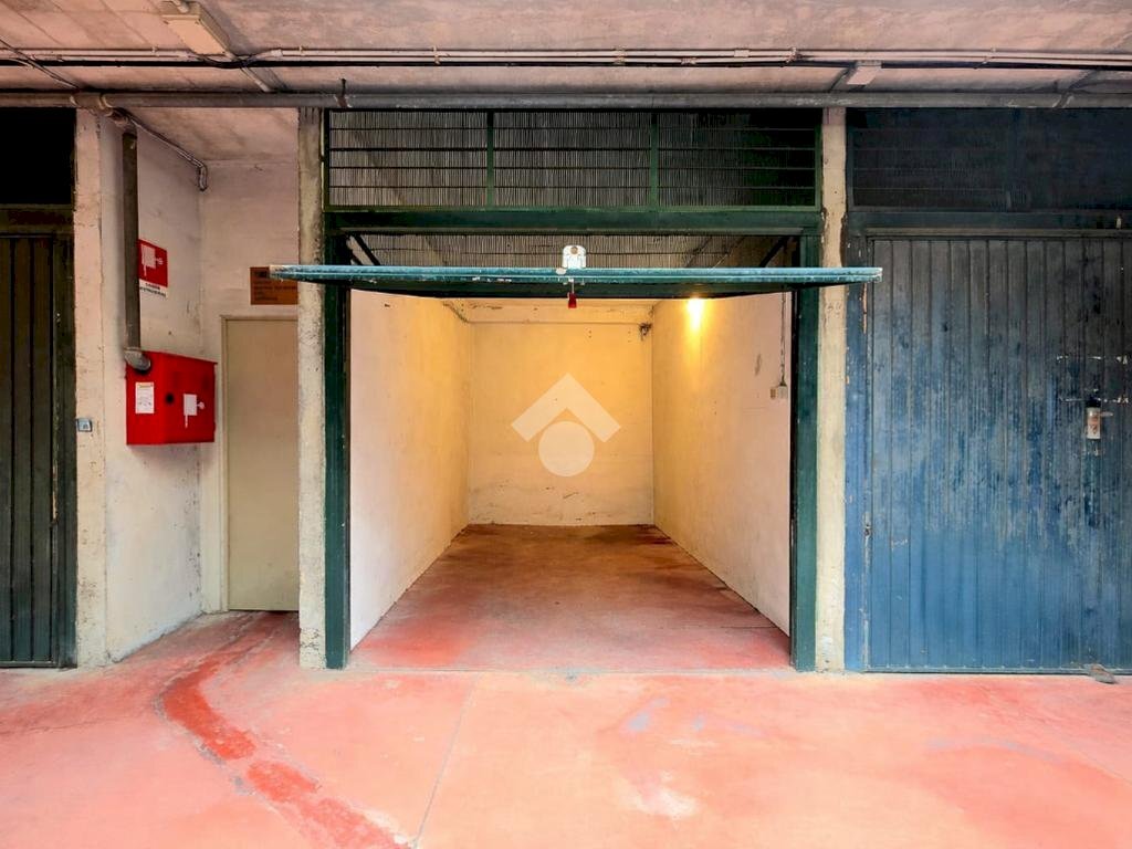 Box Via Luigi Pirandello, Savona - photo 1