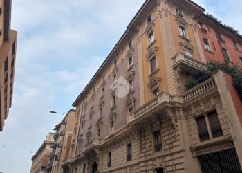 Bilocale Via Montebello, Bologna (zona Centro Storico) - foto 1