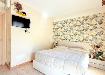 Three-room apartment Via Varese, Bollate - photo 14