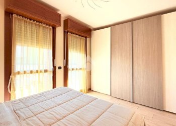 Three-room apartment Via Varese, Bollate - photo 15