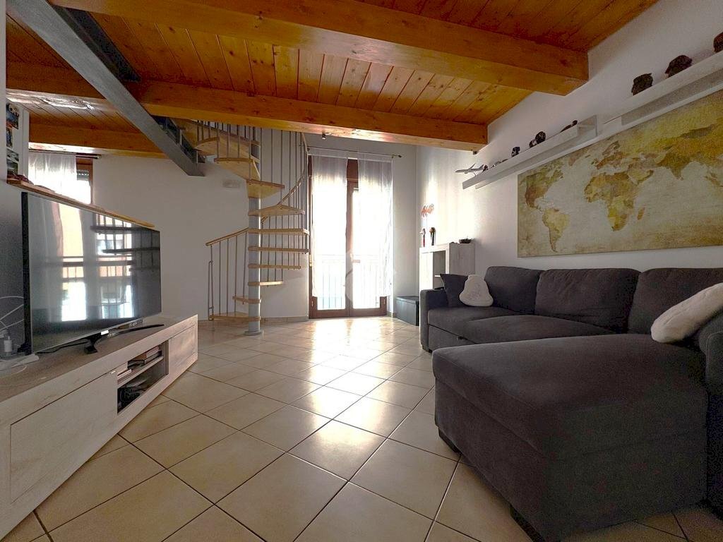 Two-room apartment Via Barbara melzi, Legnano - photo 1