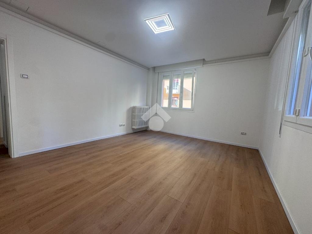 Quadrilocale Via G. Donizetti, Modena (zona Musicisti) - foto 3