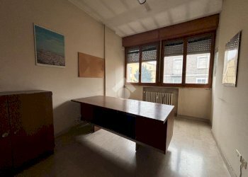 Office via Giardini, Modena - photo 10