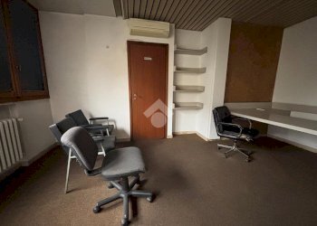 Office via Giardini, Modena - photo 16