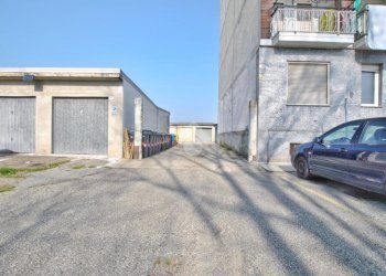 Box Corso Aosta, Livorno Ferraris - foto 2