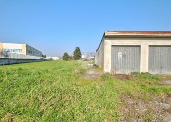 Box Corso Aosta, Livorno Ferraris - foto 11