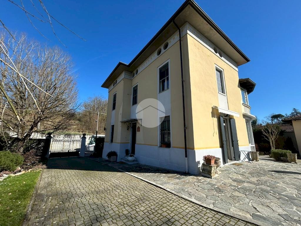 Villa Via Camillo Benso Conte di Cavour, Pomaro Monferrato - foto 1