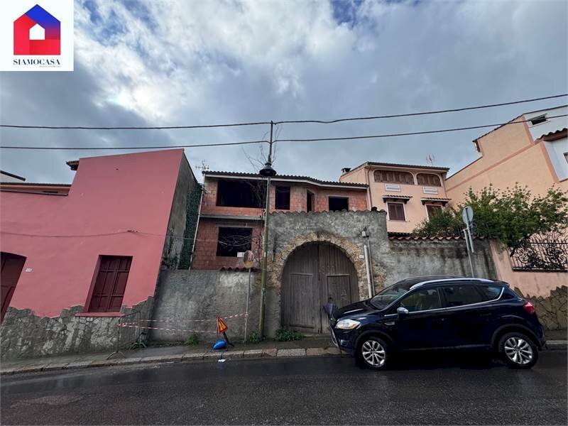 Independent house Guspini - photo 1
